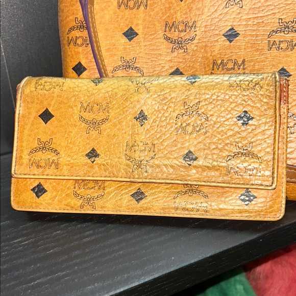 MCM Brown Monogram Tote Bag Set w/ Wallet - Picture 2 of 2